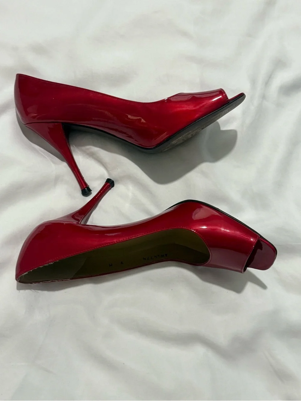 Stuart Weitzman - Red Patent Peep-Toe Mid-Heels - Picture 5 of 9